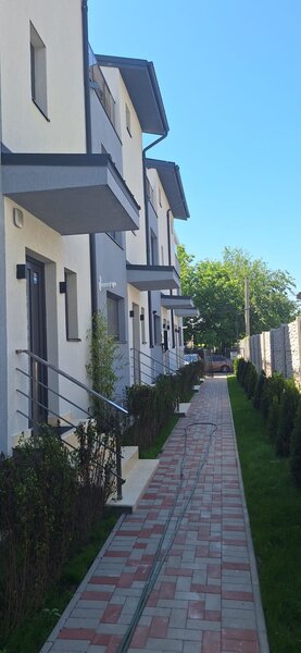 Trapezului, Ozana vanzare vila